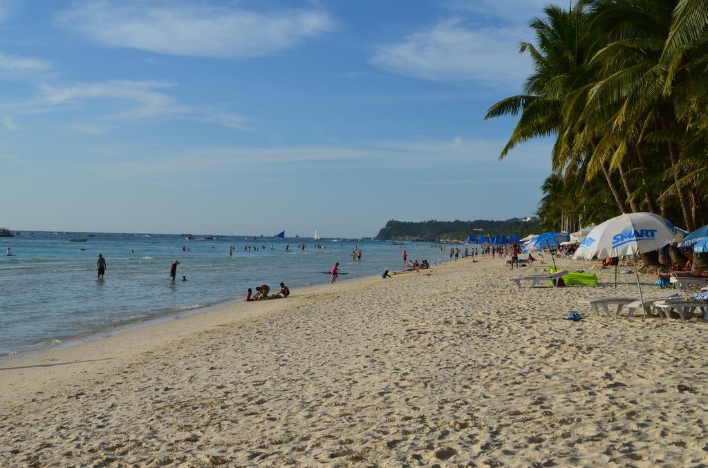 Blue Bamboo Hotel Balabag (Boracay) Exterior foto