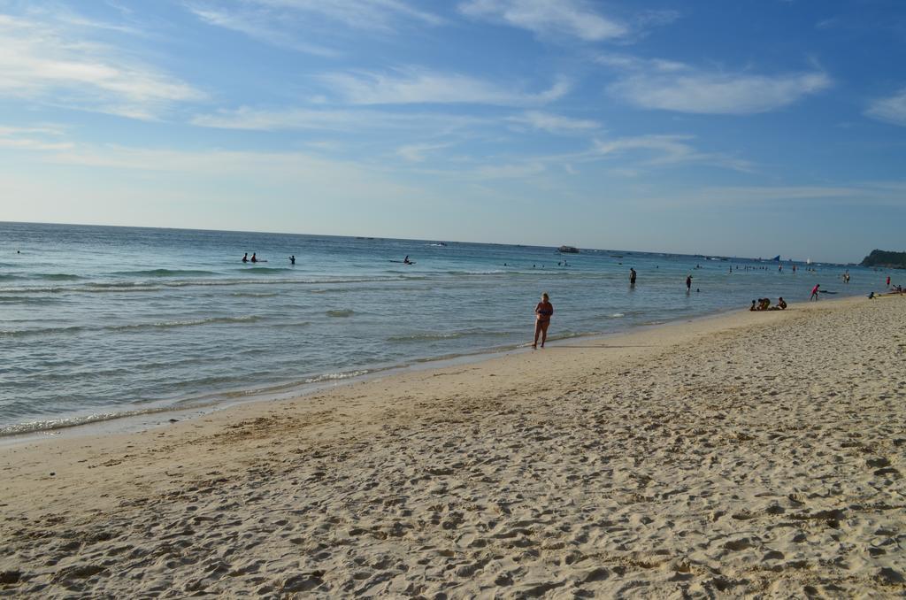 Blue Bamboo Hotel Balabag (Boracay) Exterior foto