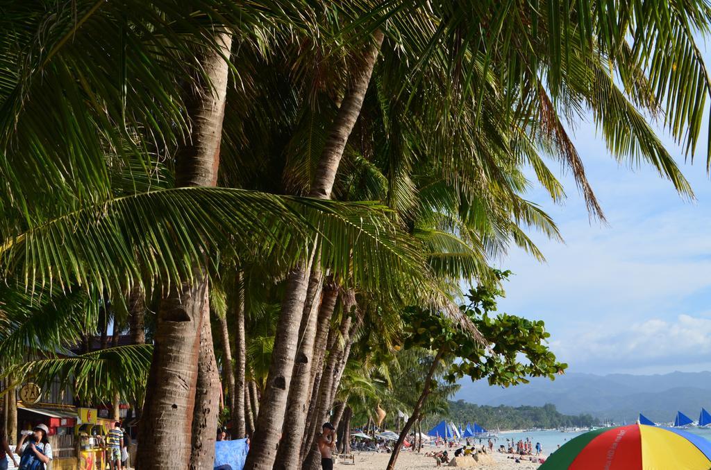 Blue Bamboo Hotel Balabag (Boracay) Exterior foto