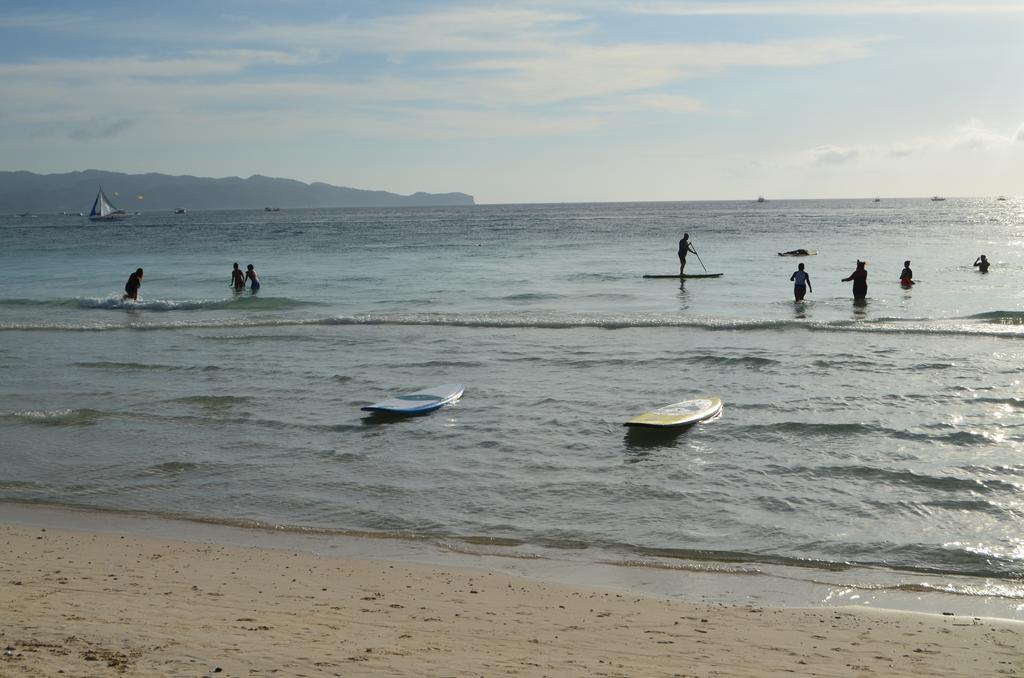 Blue Bamboo Hotel Balabag (Boracay) Exterior foto