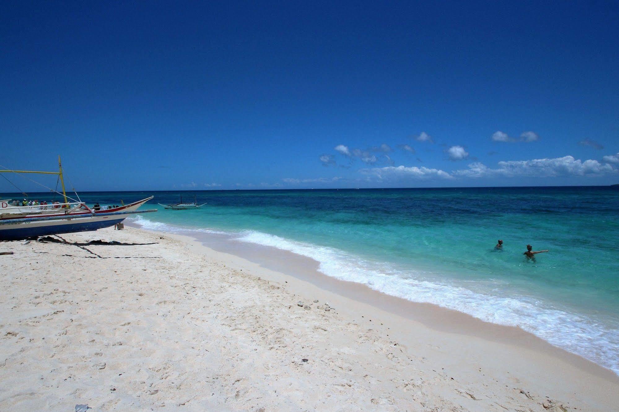 Blue Bamboo Hotel Balabag (Boracay) Exterior foto